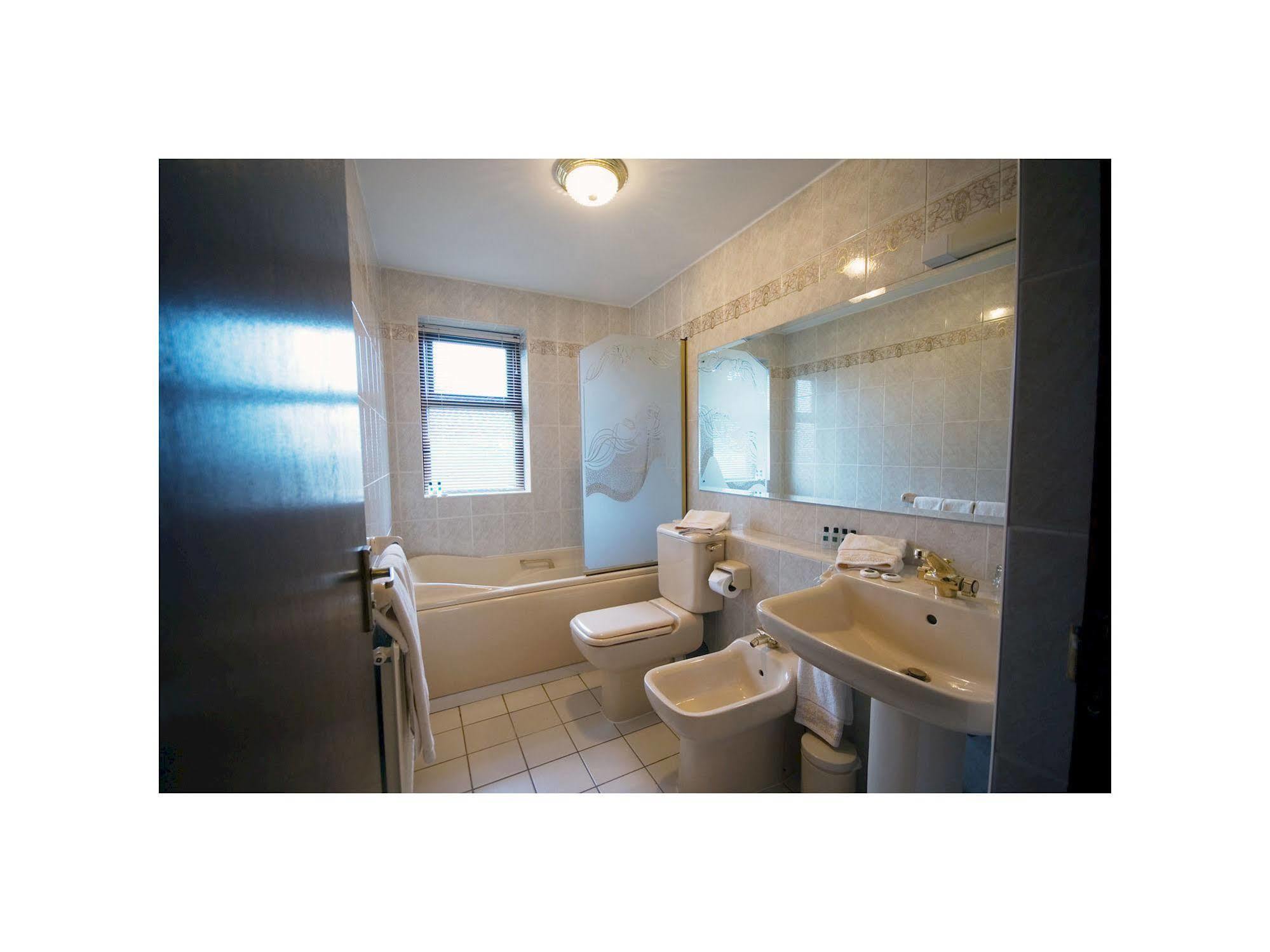 Grimstock Country House Hotel Birmingham Buitenkant foto